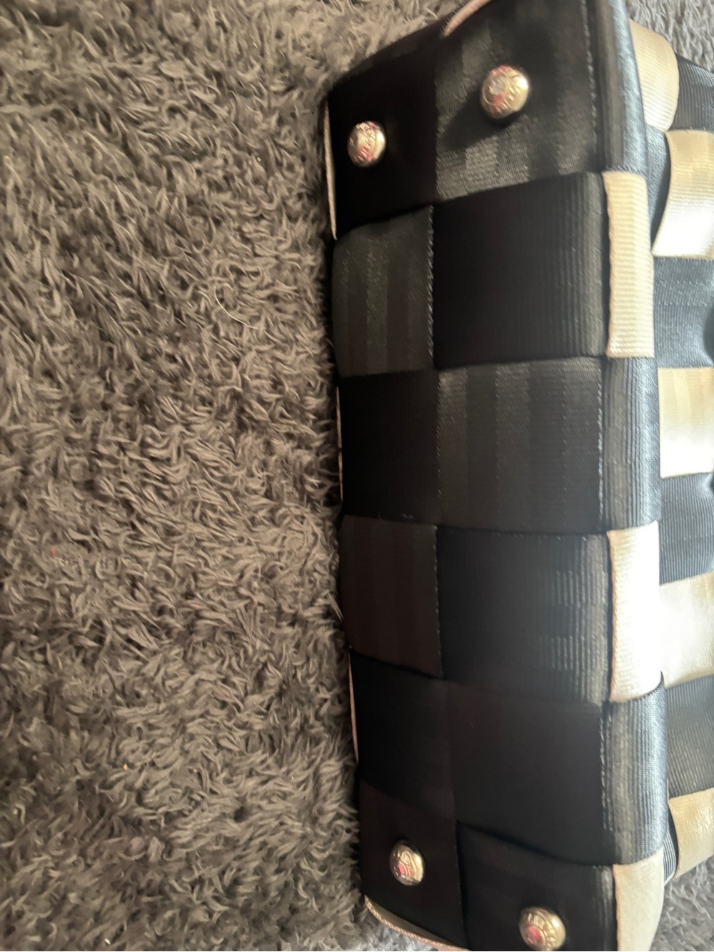 Harvey’s woven checkered tote - Picture 2 of 5